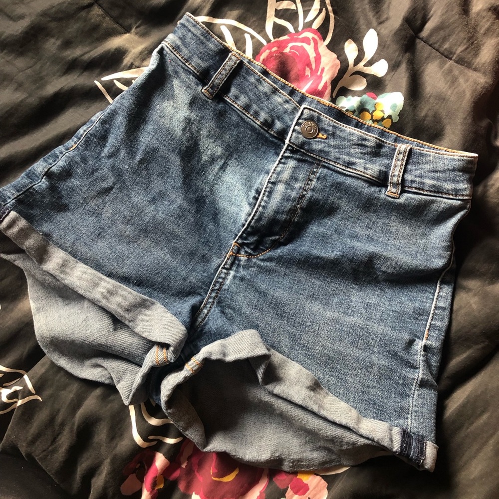 H&M JEAN SHORTS